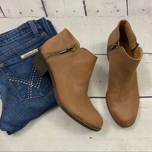 Lucky Brand Burklee booties